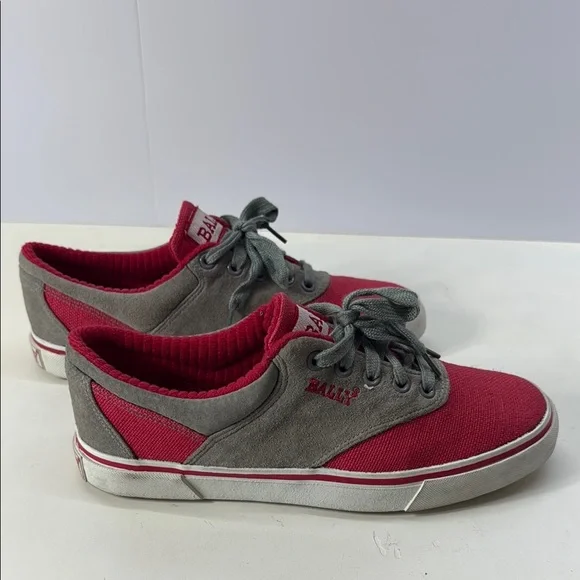 Bally Unisex Red and Gray Sneakers Vibrant Two-Tone Design - Picture 4 of 9